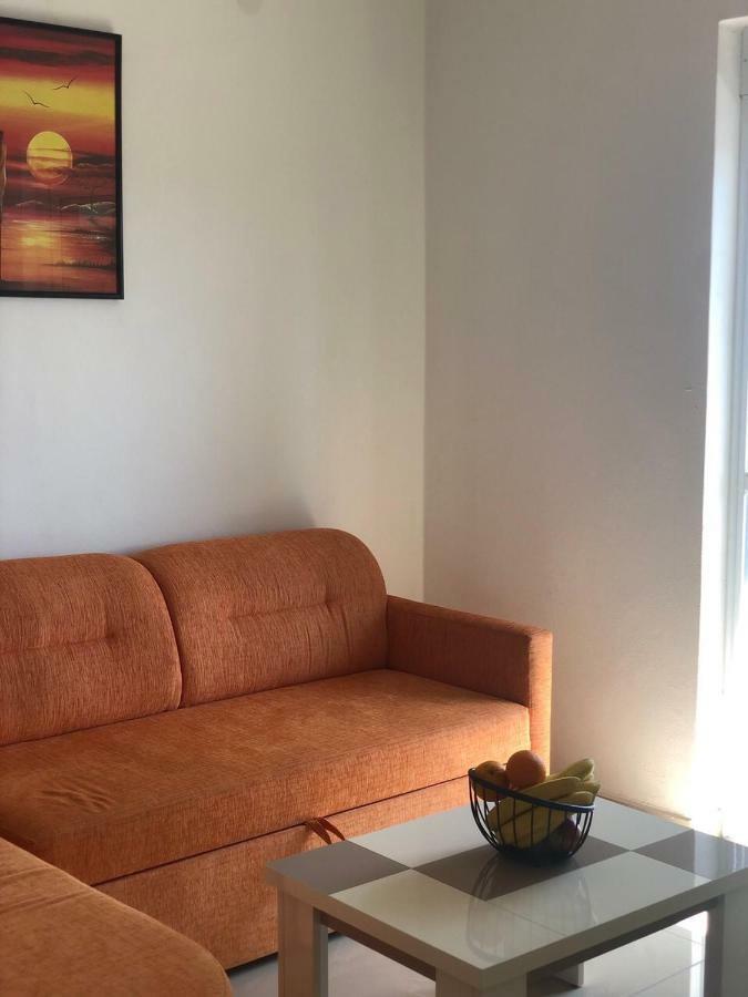 Apartmani Dini Ulcinj Ngoại thất bức ảnh
