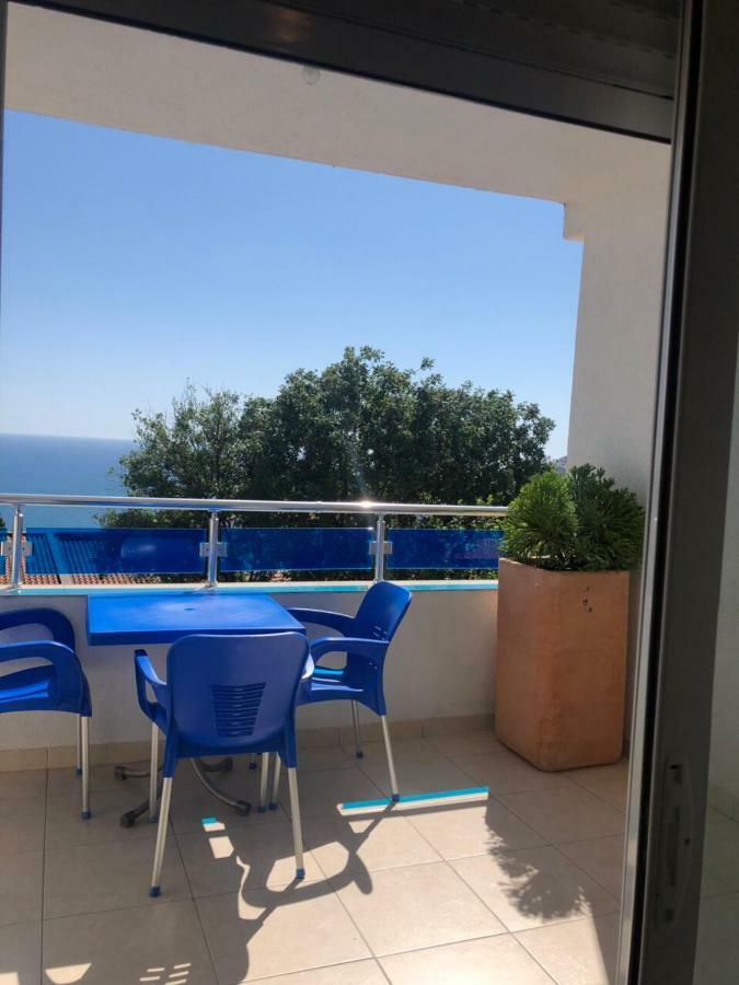 Apartmani Dini Ulcinj Ngoại thất bức ảnh